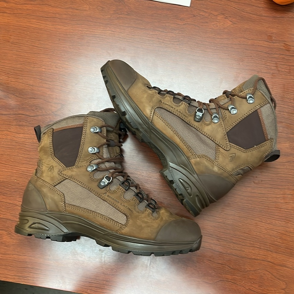 Haix Scout 2 leather boots size 10.5 men’s! Preowned great condition!